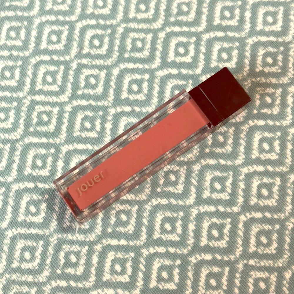 New never used Jouer lip gloss in wind